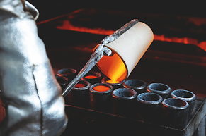 Goldpreis &amp; Goldminenaktien: K&ouml;nnen Barrick, Gold Fields, AngloGold Ashanti, Yamana, Pasofino, Gold Mountain Mining und Co. das B&ouml;rsenjahr 2022 vergolden?