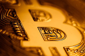 Investor Woche: Zahl der &quot;Bitcoin Aktien&quot; w&auml;chst, US-Beteiligung am Israel-Iran-Konflikt offen, Stoxx Europe h&auml;ngt S&amp;P 500 ab, Stellenabbau auch bei Amazon, Microsoft, Procter &amp; Gamble