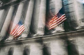 Investor Woche: US-Arbeitsmarkt schwach, ISM Index stark, Euro-Inflation sinkt, Amazon und Alphabet wegen hoher KI-Ausgaben unter Druck, Algo Grande Copper mit starken Bohrergebnissen