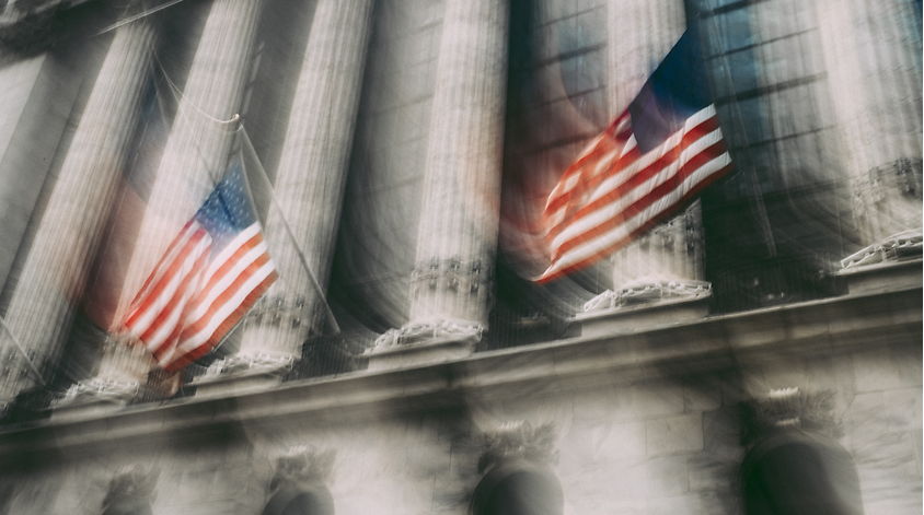 Investor Woche: US-Arbeitsmarkt schwach, ISM Index stark, Euro-Inflation sinkt, Amazon und Alphabet wegen hoher KI-Ausgaben unter Druck, Algo Grande Copper mit starken Bohrergebnissen