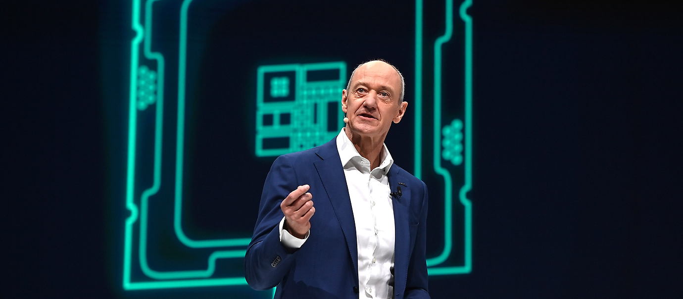 Investor Woche: Siemens als KI-Gewinner, 30 Mrd. USD für Anthropic, US-Arbeitsmarkt stark, Inflation stabil, 150 Mio. EUR für Quantum Systems, Rivian bremst Verluste, Mercedes enttäuscht