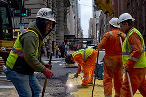 Investor Woche: US-Arbeitsmarkt schwach, Euro-Inflation bei 1,9 %, SoftBank setzt auf OpenAI, Pasqal vor SPAC-IPO, Lanxess nach geplatztem Envalior-Verkauf unter Druck