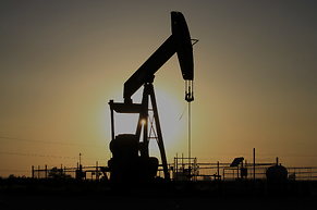 Meme-Spekulation mit schwarzem Gold: Kleinanleger treiben &Ouml;lhandel inmitten geopolitischer Spannungen