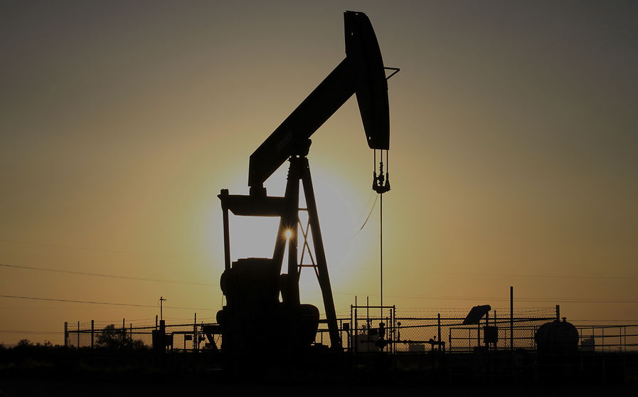 Meme-Spekulation mit schwarzem Gold: Kleinanleger treiben Ölhandel inmitten geopolitischer Spannungen