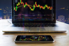 Schwab und Fidelity: US-Broker erziehen Teenager jetzt zu Daytradern