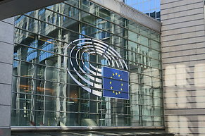 Befristeter Zollfrieden: Brüssel verabschiedet US-Handelspakt zum Schutz europäischer Unternehmen