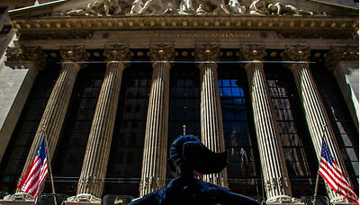 Gier an der Wall Street: Finanzmärkte absorbieren milliardenschwere Kapitalmaßnahmen