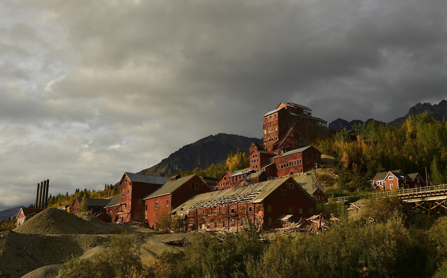 Renaissance historischer Minen: Hecla Mining, Bunker Hill, Advanced Gold Exploration, Silver Hammer Mining und Blackrock Silver beleben US-Bergbau neu