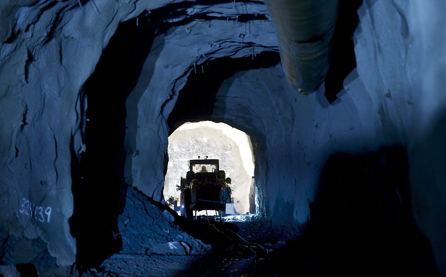 EU treibt Rohstoffsuche voran: Agnico Eagle, Alkane, Arctic Minerals, Blue Moon Metals, Firefox Gold und Co. machen Nordeuropa zum Bergbau-Hotspot