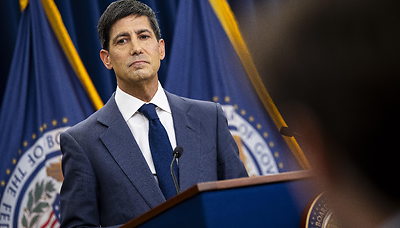 Investor Woche: Warsh will null Toleranz für Inflation, Chinas Binnenwirtschaft lahmt, TSMC erhöht Prognose, Purecore Metals greift nach Uranprojekt, SpaceX unter Druck, Stripe und Advent bieten für PayPal, IBM stürzt ab