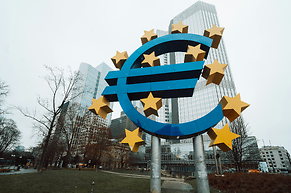 Finanzierungsh&uuml;rden: Europas Banken versch&auml;rfen Kreditregeln in allen Segmenten