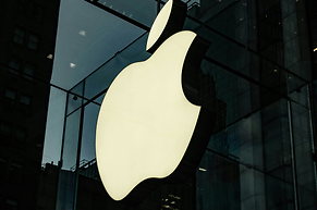 Fünf-Billionen-Moment: Apple steigt mit gebremstem KI-Kurs an die Weltspitze