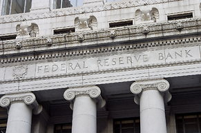 Investor Woche: Fed l&auml;sst Zinsen unver&auml;ndert, Microsoft &amp; Amazon nach Zahlen im Aufwind, Apple &amp; Meta unter Druck, Samsung mit Rekordgewinn, Purecore Metals macht Uran-Deal in Kanada fix