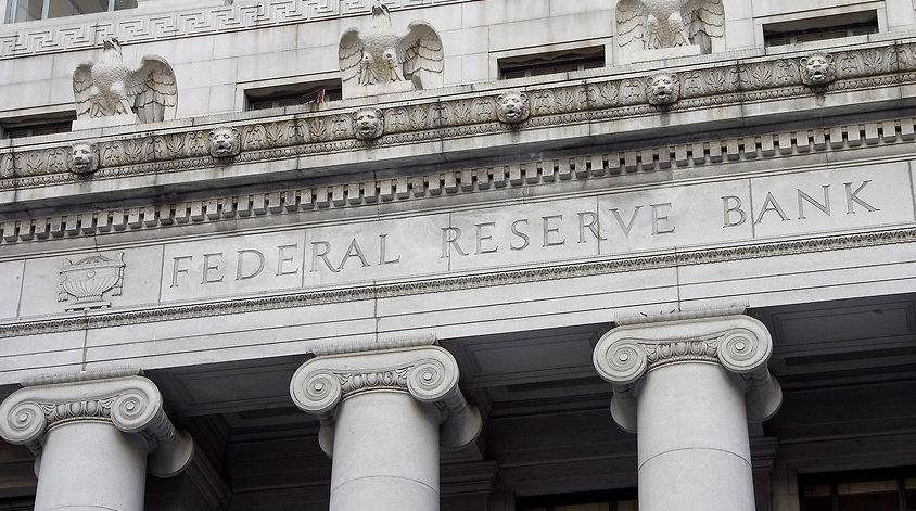 Investor Woche: Fed lässt Zinsen unverändert, Microsoft & Amazon nach Zahlen im Aufwind, Apple & Meta unter Druck, Samsung mit Rekordgewinn, Purecore Metals macht Uran-Deal in Kanada fix