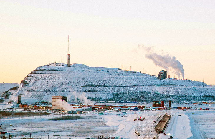 Neue Bergbaustrategie: LKAB, Sibanye-Stillwater, Blue Moon Metals und Arctic Minerals beschleunigen Europas Rohstoffversorgung