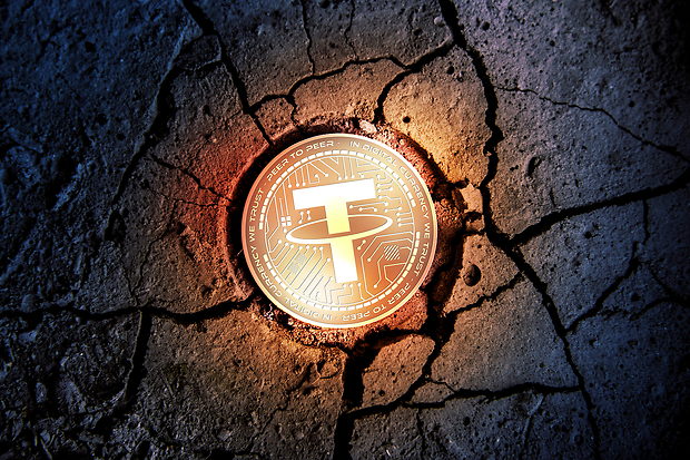 Neue Käufer am Goldmarkt: Tether greift nach physischem Gold: Newmont, Agnico Eagle, Barton Gold und FireFox Gold stehen für die nächste Angebotsgeneration