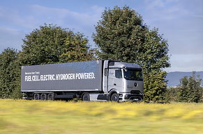Doppelter Antrieb: Daimler Truck hält Wasserstoff im Rennen