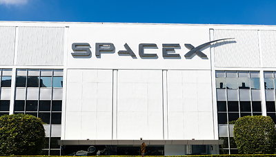 Raumfahrt trifft Auto: SpaceX und Tesla beraten über Fusion im Billionenwert